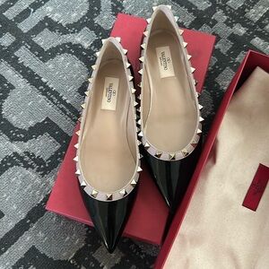 COPY - Valentino - 37 1/2 NEW